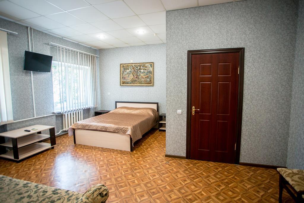 Premium Hotel إزمائيل المظهر الخارجي الصورة