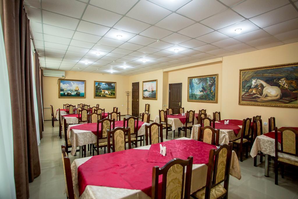 Premium Hotel إزمائيل المظهر الخارجي الصورة